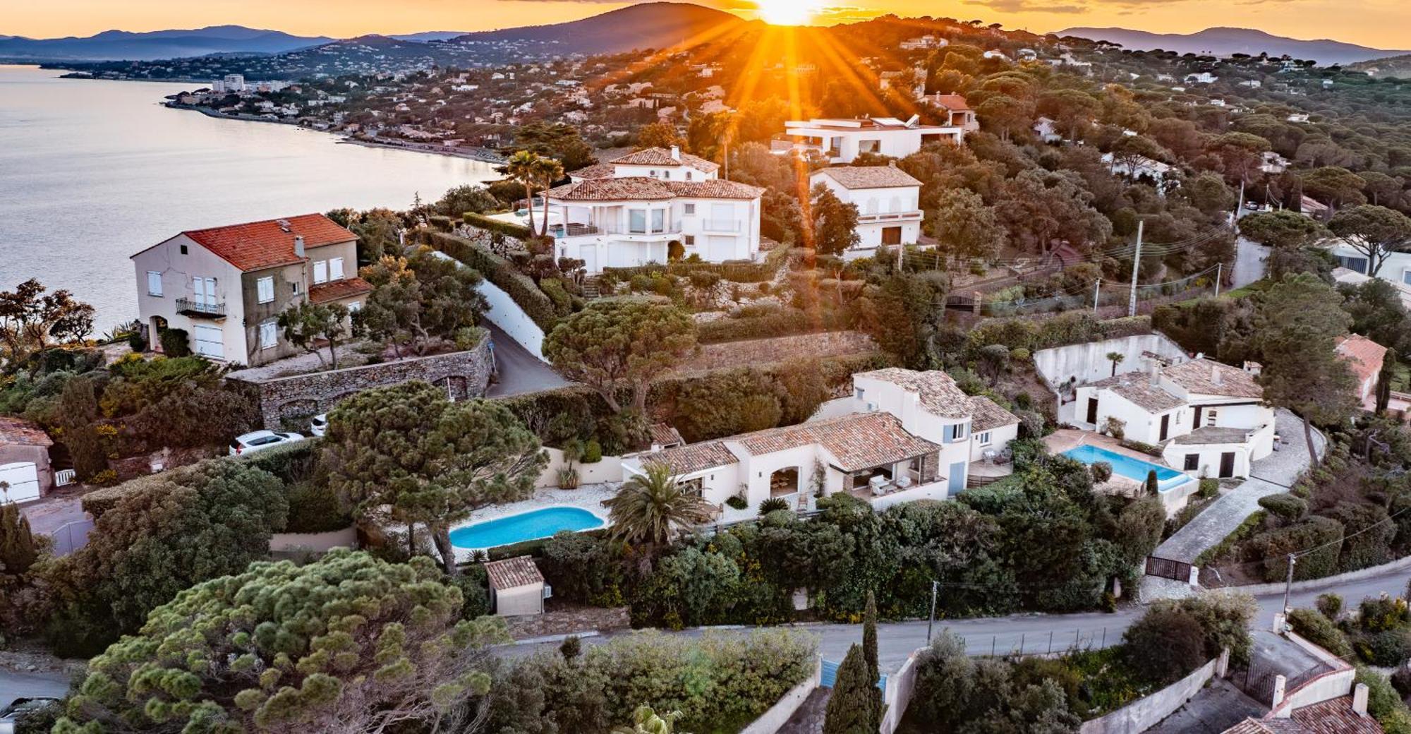 Superbe Villa, Incroyable Vue Mer, Piscine Chauffee, Climatisee Сент-Максім Екстер'єр фото
